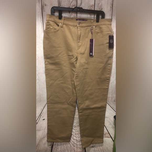 NWT WOMENS GLORIA VANDERBILT AMANDA SLIMMING TAUPE PANTS SIZE 14 SHORT! - Picture 2 of 8